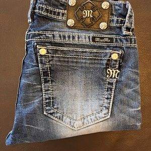 Woman's Miss Me Skinny Signature Rise        (Style: JE8960SL)